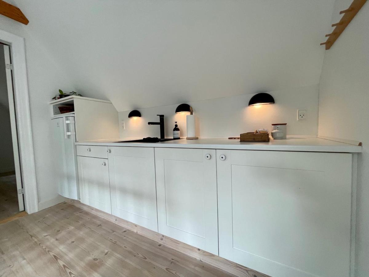 Strandby 1847 B&B Nykøbing Falster Екстериор снимка