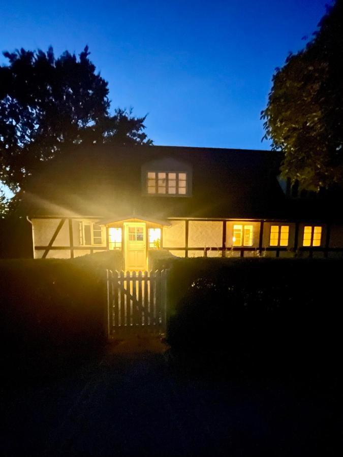 Strandby 1847 B&B Nykøbing Falster Екстериор снимка